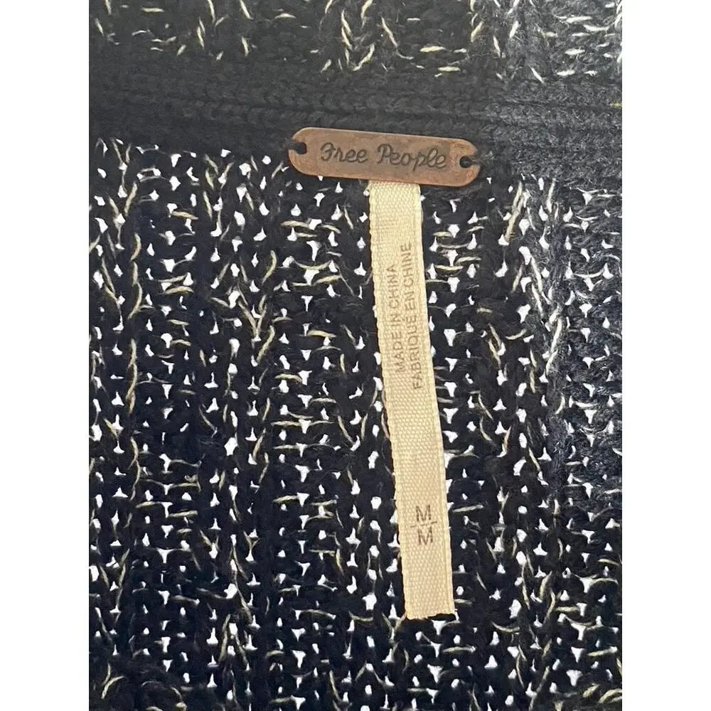 FREE PEOPLE Women's Black Twisted Cable Knit Cuffed Turtleneck Sweater SZ M - Picture 7 of 9